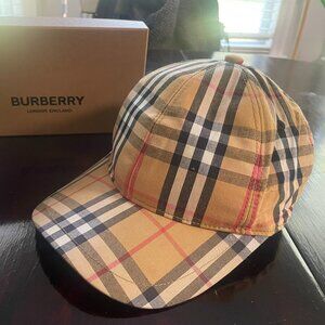 Burberry Vintage Check Baseball Cap Size M/L with box EUC